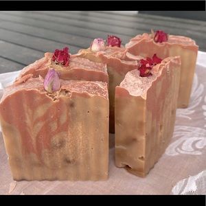 Goat’s Milk Rose-Vanilla (Turkey 🌹 tea) handmade natural soap, artisan soap.